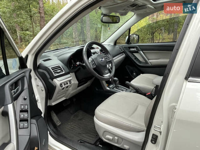 Белый Субару Форестер, объемом двигателя 2.5 л и пробегом 101 тыс. км за 14900 $, фото 13 на Automoto.ua