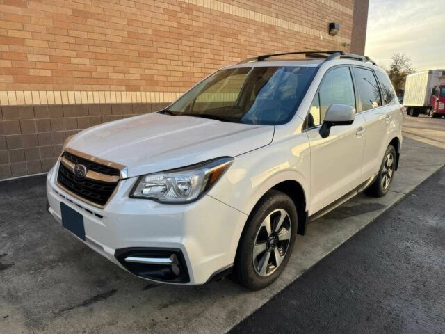 Белый Субару Форестер, объемом двигателя 2.5 л и пробегом 51 тыс. км за 12000 $, фото 2 на Automoto.ua