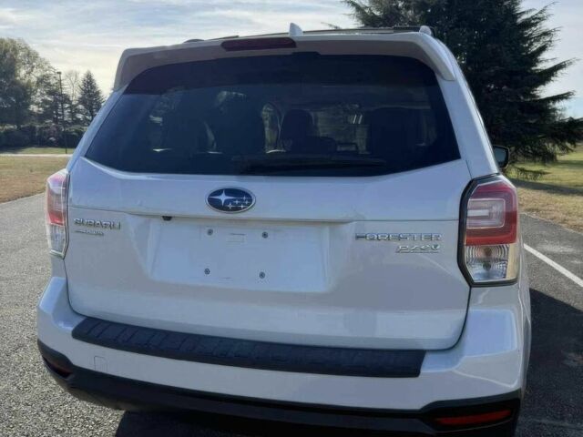 Білий Субару Forester, об'ємом двигуна 2.5 л та пробігом 66 тис. км за 5500 $, фото 5 на Automoto.ua