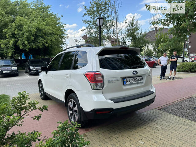 Білий Субару Forester, об'ємом двигуна 2.5 л та пробігом 90 тис. км за 14800 $, фото 6 на Automoto.ua