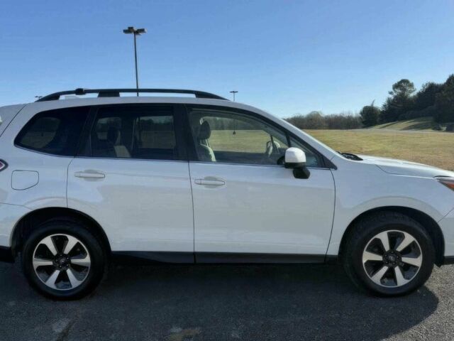 Білий Субару Forester, об'ємом двигуна 2.5 л та пробігом 66 тис. км за 5500 $, фото 3 на Automoto.ua