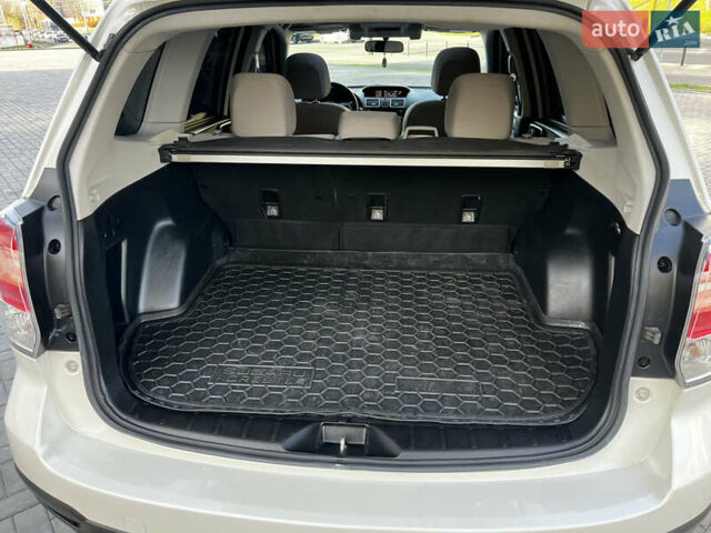 Білий Субару Forester, об'ємом двигуна 2.5 л та пробігом 115 тис. км за 15499 $, фото 23 на Automoto.ua