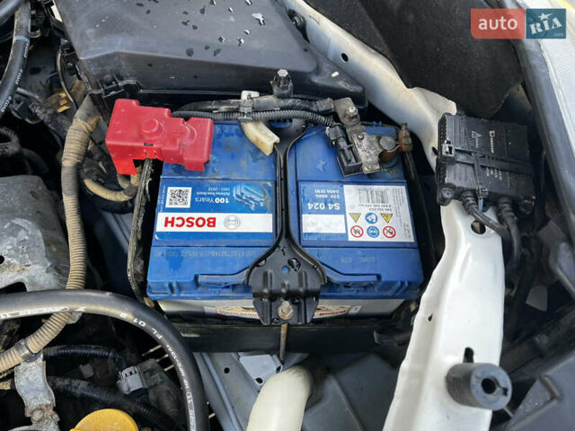 Білий Субару Forester, об'ємом двигуна 2.5 л та пробігом 115 тис. км за 15499 $, фото 28 на Automoto.ua