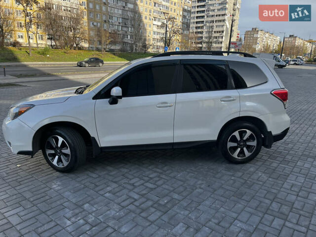 Білий Субару Forester, об'ємом двигуна 2.5 л та пробігом 115 тис. км за 15499 $, фото 3 на Automoto.ua