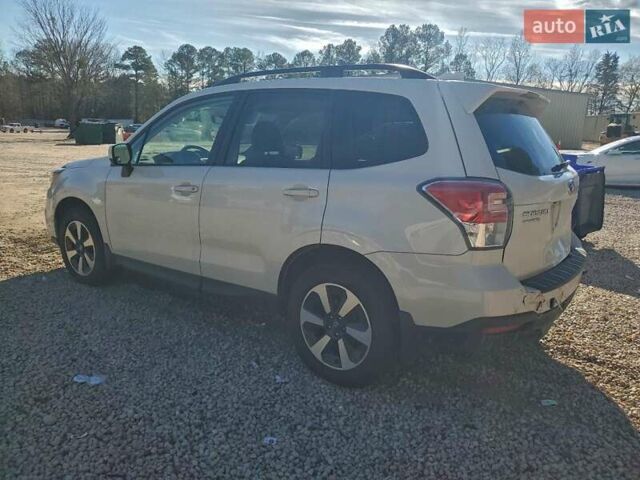 Белый Субару Форестер, объемом двигателя 2.5 л и пробегом 109 тыс. км за 1900 $, фото 1 на Automoto.ua