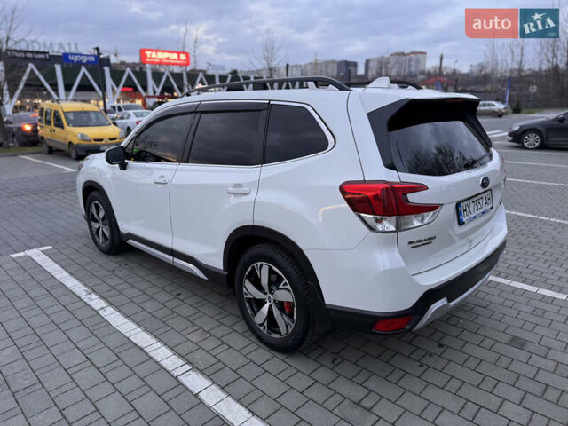Білий Субару Forester, об'ємом двигуна 2.5 л та пробігом 112 тис. км за 27500 $, фото 4 на Automoto.ua
