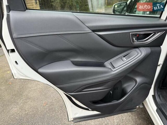 Белый Субару Форестер, объемом двигателя 2.5 л и пробегом 108 тыс. км за 20990 $, фото 21 на Automoto.ua