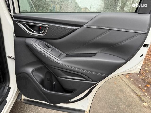 Білий Субару Forester, об'ємом двигуна 2.5 л та пробігом 108 тис. км за 20990 $, фото 25 на Automoto.ua