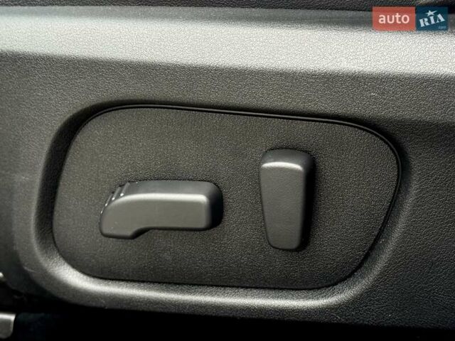 Белый Субару Форестер, объемом двигателя 2.5 л и пробегом 52 тыс. км за 24000 $, фото 27 на Automoto.ua