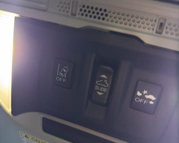 Білий Субару Forester, об'ємом двигуна 2.5 л та пробігом 112 тис. км за 27500 $, фото 13 на Automoto.ua