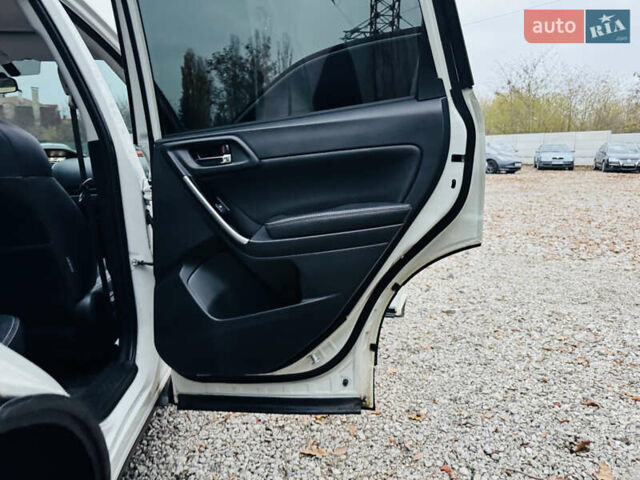 Белый Субару Форестер, объемом двигателя 2.5 л и пробегом 117 тыс. км за 22300 $, фото 16 на Automoto.ua