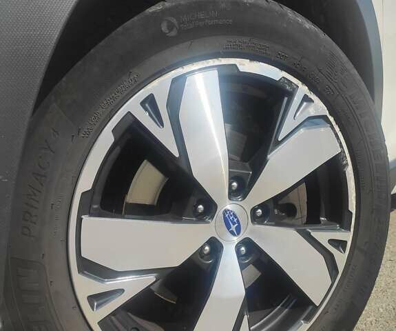 Белый Субару Форестер, объемом двигателя 2.5 л и пробегом 94 тыс. км за 26100 $, фото 8 на Automoto.ua