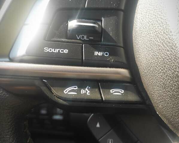 Белый Субару Форестер, объемом двигателя 2.5 л и пробегом 94 тыс. км за 26100 $, фото 16 на Automoto.ua