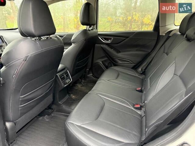 Белый Субару Форестер, объемом двигателя 2.5 л и пробегом 108 тыс. км за 20990 $, фото 20 на Automoto.ua