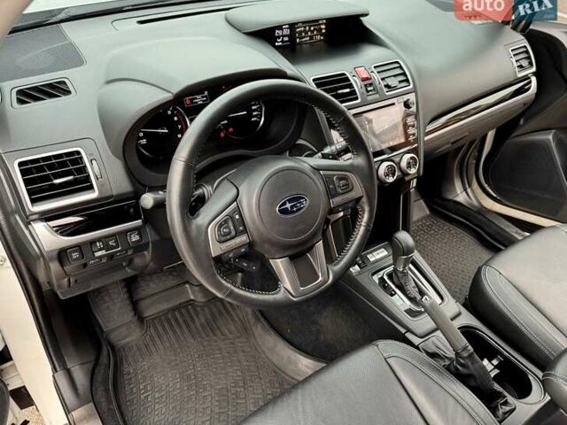 Белый Субару Форестер, объемом двигателя 2.5 л и пробегом 52 тыс. км за 24000 $, фото 22 на Automoto.ua