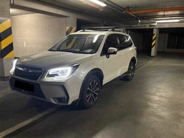 Белый Субару Форестер, объемом двигателя 2 л и пробегом 83 тыс. км за 15400 $, фото 1 на Automoto.ua