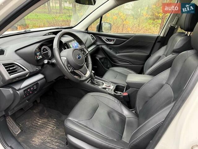 Белый Субару Форестер, объемом двигателя 2.5 л и пробегом 108 тыс. км за 20990 $, фото 13 на Automoto.ua