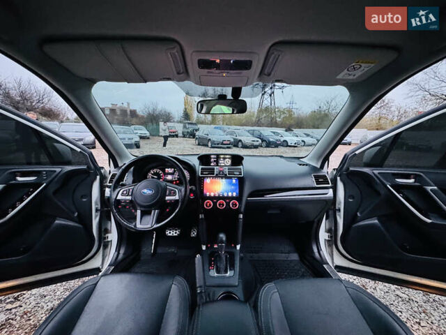 Белый Субару Форестер, объемом двигателя 2.5 л и пробегом 117 тыс. км за 22300 $, фото 13 на Automoto.ua