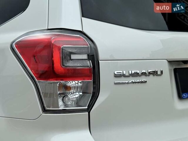 Белый Субару Форестер, объемом двигателя 2.5 л и пробегом 52 тыс. км за 24000 $, фото 21 на Automoto.ua