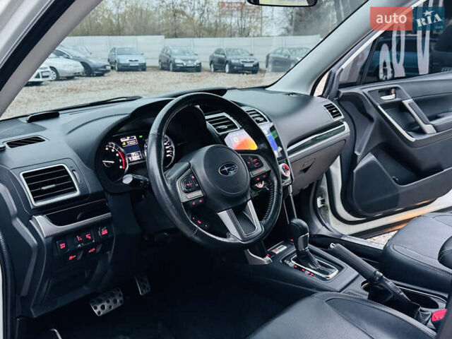 Белый Субару Форестер, объемом двигателя 2.5 л и пробегом 117 тыс. км за 22300 $, фото 7 на Automoto.ua