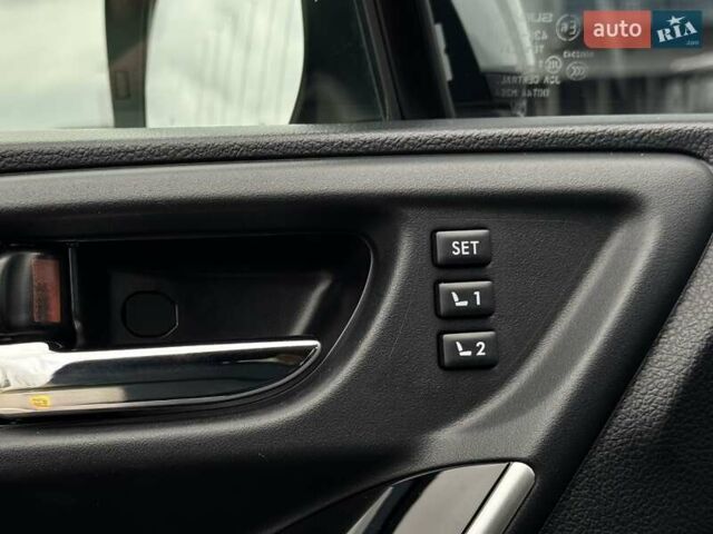 Белый Субару Форестер, объемом двигателя 2.5 л и пробегом 52 тыс. км за 24000 $, фото 25 на Automoto.ua