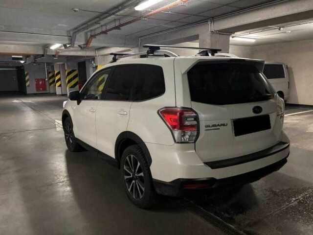 Белый Субару Форестер, объемом двигателя 2 л и пробегом 83 тыс. км за 15400 $, фото 3 на Automoto.ua