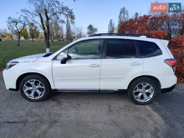 Белый Субару Форестер, объемом двигателя 2.5 л и пробегом 179 тыс. км за 17500 $, фото 2 на Automoto.ua