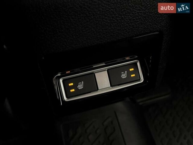 Белый Субару Форестер, объемом двигателя 2.5 л и пробегом 52 тыс. км за 24000 $, фото 37 на Automoto.ua