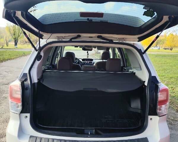 Белый Субару Форестер, объемом двигателя 2.5 л и пробегом 179 тыс. км за 17500 $, фото 14 на Automoto.ua