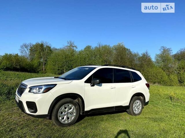 Білий Субару Forester, об'ємом двигуна 2.5 л та пробігом 43 тис. км за 19800 $, фото 2 на Automoto.ua