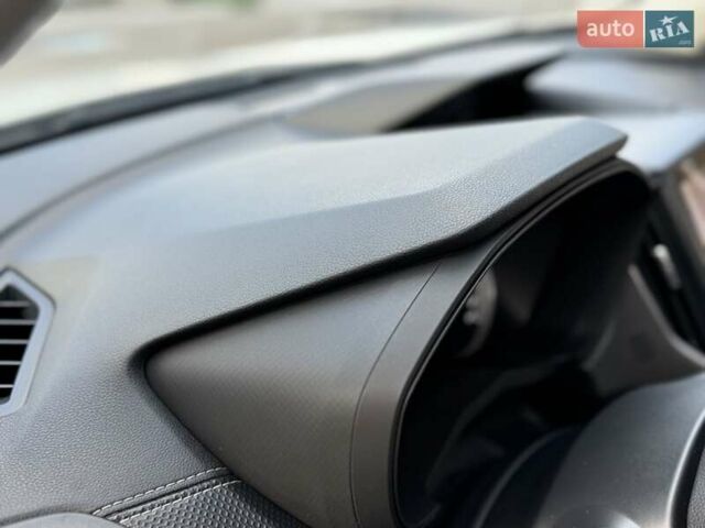 Белый Субару Форестер, объемом двигателя 2 л и пробегом 106 тыс. км за 27000 $, фото 43 на Automoto.ua