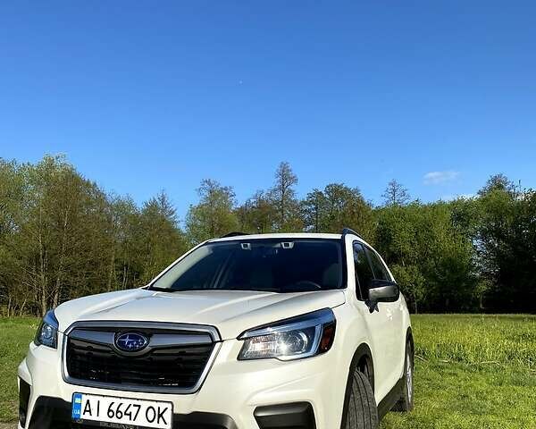 Білий Субару Forester, об'ємом двигуна 2.5 л та пробігом 43 тис. км за 19800 $, фото 1 на Automoto.ua