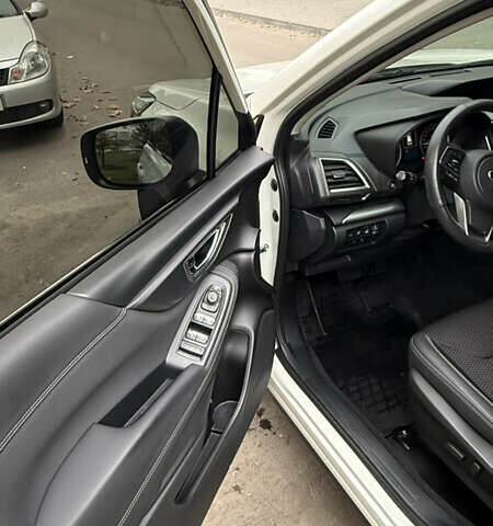 Белый Субару Форестер, объемом двигателя 2 л и пробегом 52 тыс. км за 27900 $, фото 10 на Automoto.ua