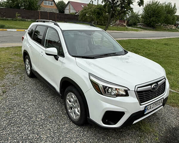 Білий Субару Forester, об'ємом двигуна 2.5 л та пробігом 85 тис. км за 15000 $, фото 1 на Automoto.ua