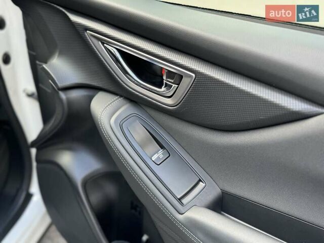 Белый Субару Форестер, объемом двигателя 2 л и пробегом 106 тыс. км за 27000 $, фото 72 на Automoto.ua