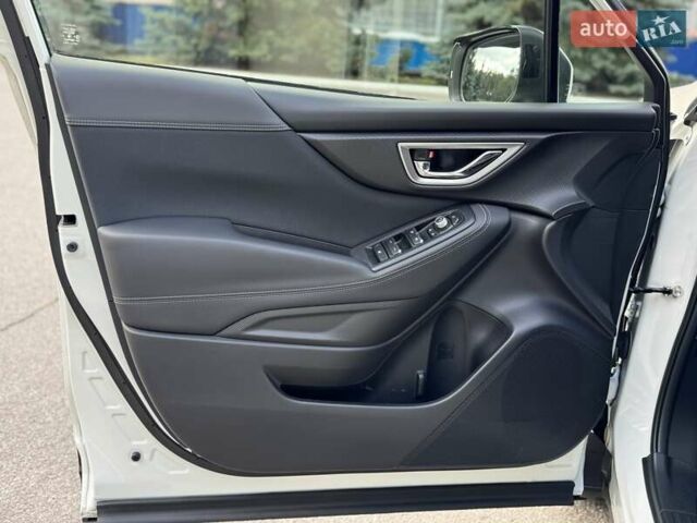 Белый Субару Форестер, объемом двигателя 2 л и пробегом 106 тыс. км за 27000 $, фото 36 на Automoto.ua