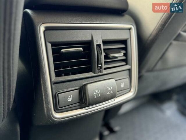 Белый Субару Форестер, объемом двигателя 2 л и пробегом 106 тыс. км за 27000 $, фото 64 на Automoto.ua