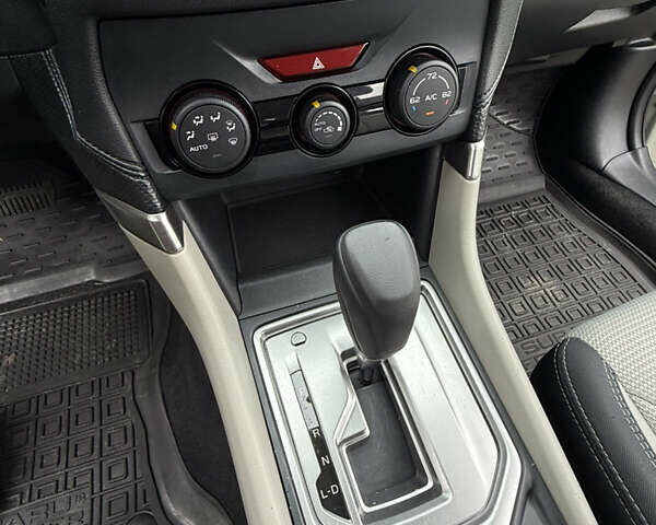 Білий Субару Forester, об'ємом двигуна 2.5 л та пробігом 85 тис. км за 14200 $, фото 8 на Automoto.ua