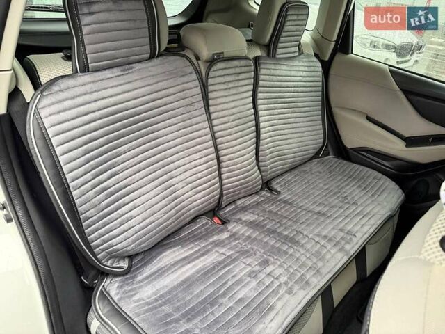 Белый Субару Форестер, объемом двигателя 2.5 л и пробегом 48 тыс. км за 19999 $, фото 23 на Automoto.ua