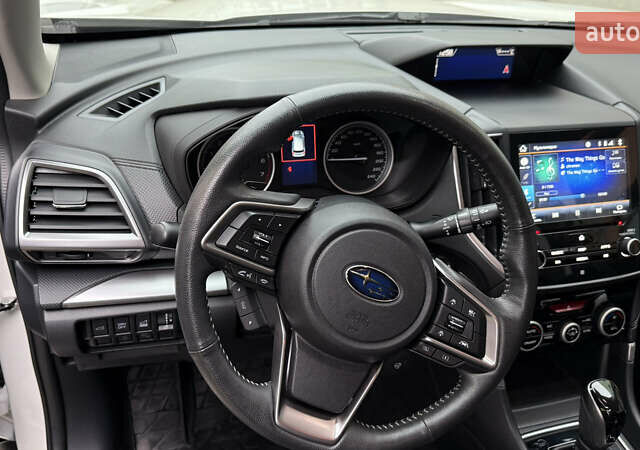 Белый Субару Форестер, объемом двигателя 2 л и пробегом 52 тыс. км за 27900 $, фото 16 на Automoto.ua