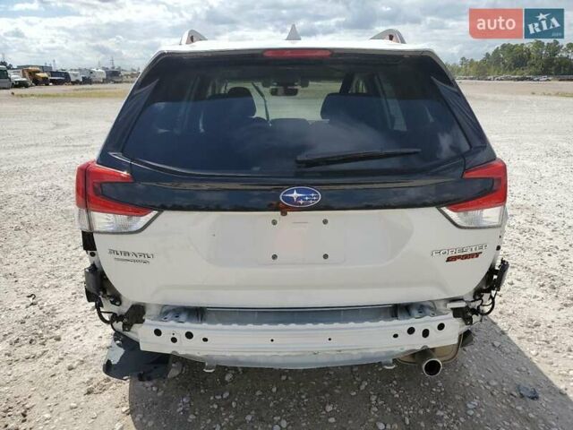 Белый Субару Форестер, объемом двигателя 0 л и пробегом 64 тыс. км за 3000 $, фото 5 на Automoto.ua