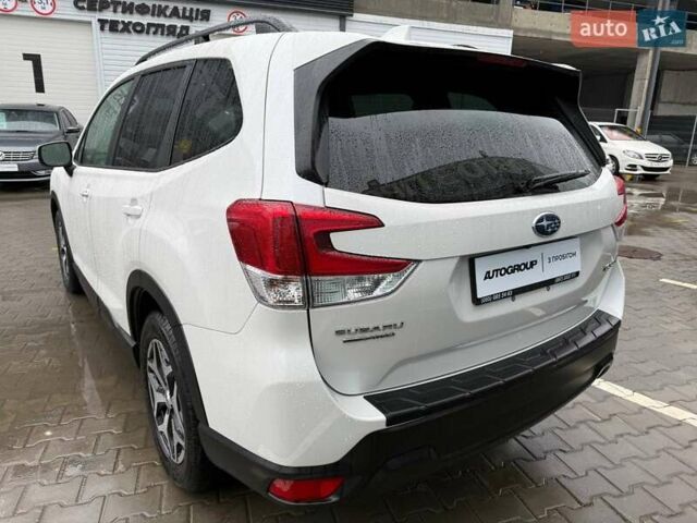 Белый Субару Форестер, объемом двигателя 2.5 л и пробегом 48 тыс. км за 19999 $, фото 3 на Automoto.ua
