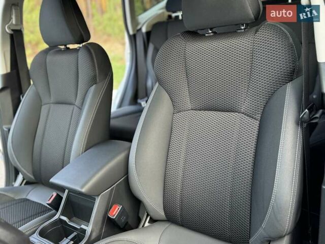 Белый Субару Форестер, объемом двигателя 2 л и пробегом 106 тыс. км за 27000 $, фото 39 на Automoto.ua