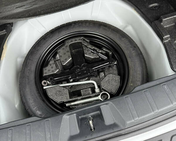 Білий Субару Forester, об'ємом двигуна 2.5 л та пробігом 85 тис. км за 14200 $, фото 16 на Automoto.ua
