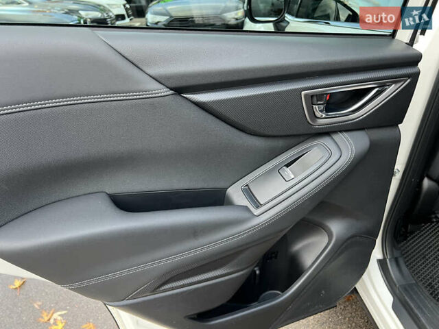 Белый Субару Форестер, объемом двигателя 2 л и пробегом 51 тыс. км за 27999 $, фото 35 на Automoto.ua