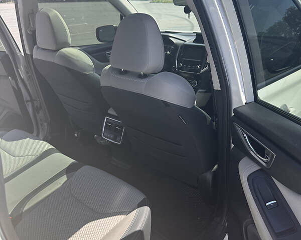 Білий Субару Forester, об'ємом двигуна 2.5 л та пробігом 72 тис. км за 23500 $, фото 19 на Automoto.ua
