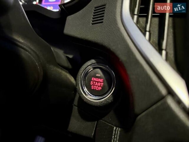 Белый Субару Форестер, объемом двигателя 2.5 л и пробегом 19 тыс. км за 16999 $, фото 52 на Automoto.ua