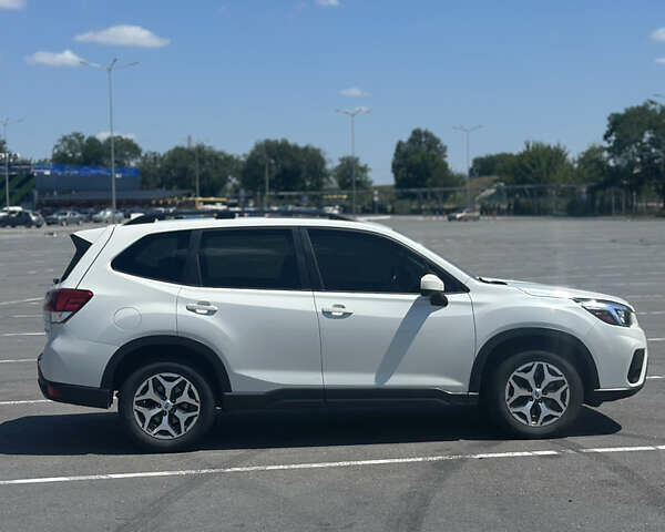 Білий Субару Forester, об'ємом двигуна 2.5 л та пробігом 72 тис. км за 23500 $, фото 6 на Automoto.ua
