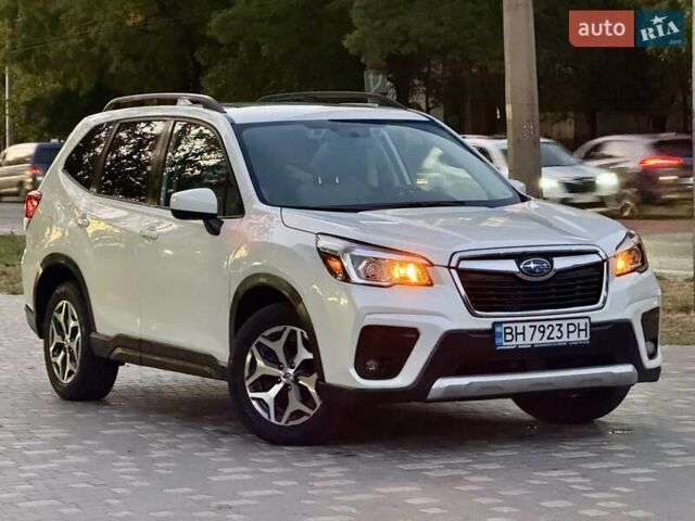 Белый Субару Форестер, объемом двигателя 2.5 л и пробегом 19 тыс. км за 16999 $, фото 24 на Automoto.ua