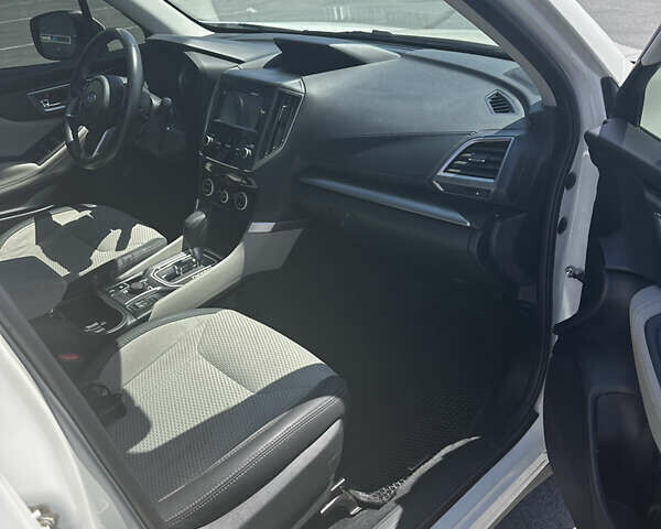 Білий Субару Forester, об'ємом двигуна 2.5 л та пробігом 72 тис. км за 23500 $, фото 20 на Automoto.ua
